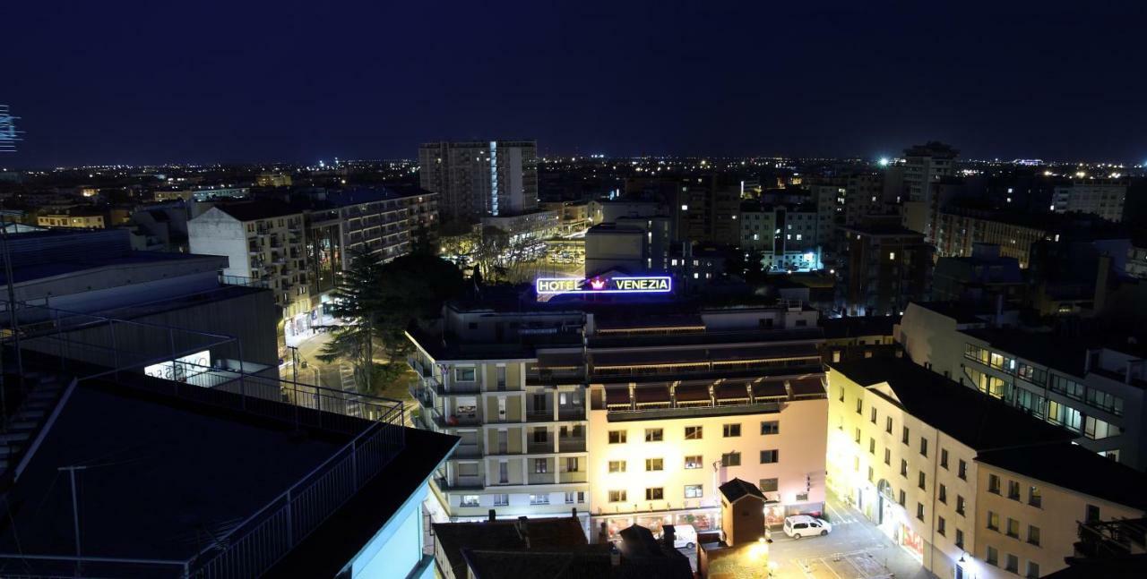Appartamento Le Barche เมสเตร ภายนอก รูปภาพ
